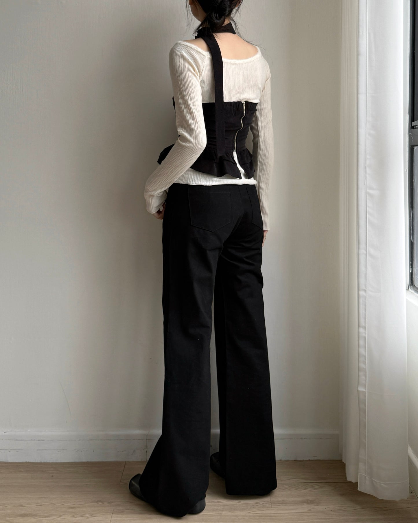 TP563 Trimmed Top - White | Black