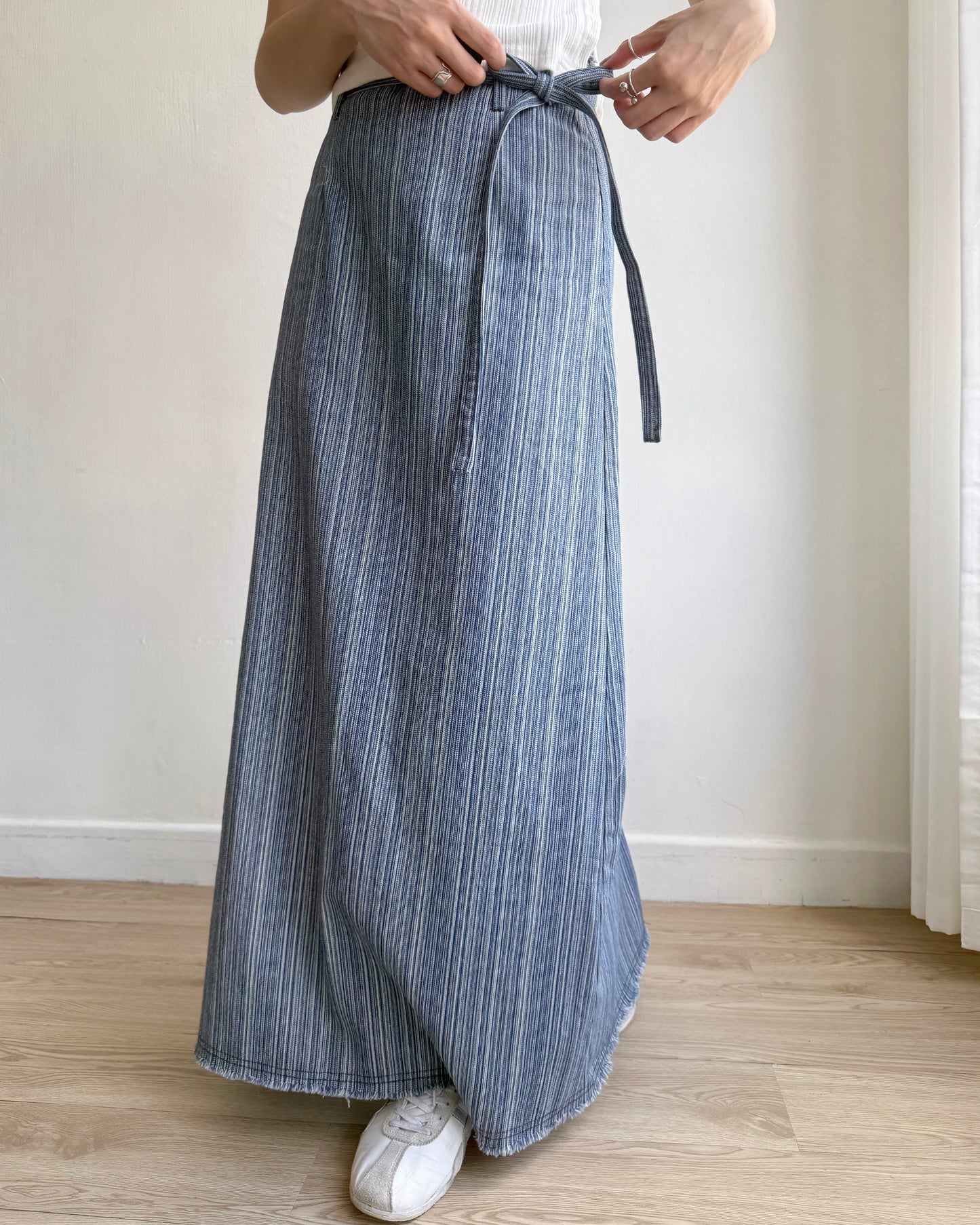 現貨 SK193 Long Denim Skirt - Blue | Black