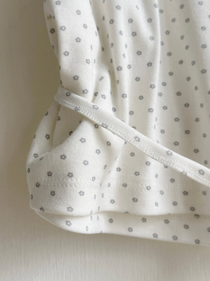 TP601 Floral Top - Gray | White | Navy