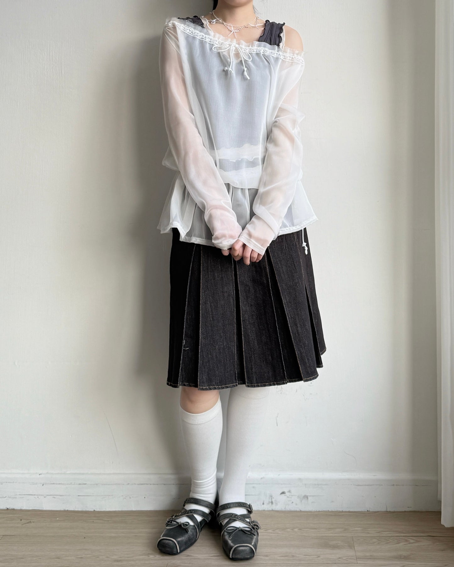 TP576 Sheer Top - White | Black