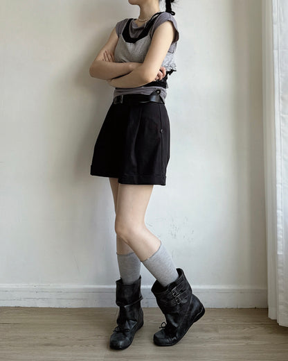 VT323 Ruffle Mini Vest - White | Gray