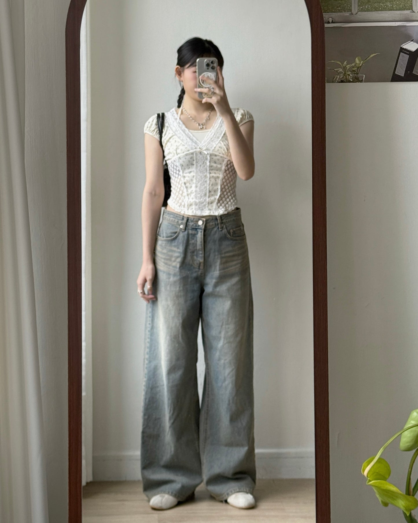 TP589 Floral Youyu TEE - Ivory | Gray