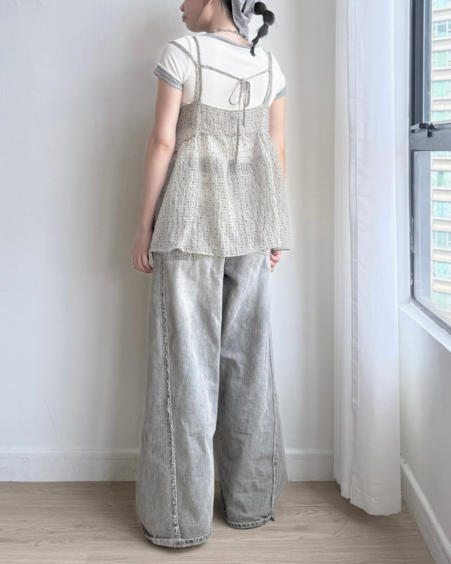VT257 DotDot Vest - White | Charcoal