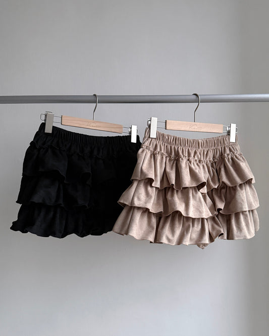 SK202 Suede Skirt Pants - Black | Beige