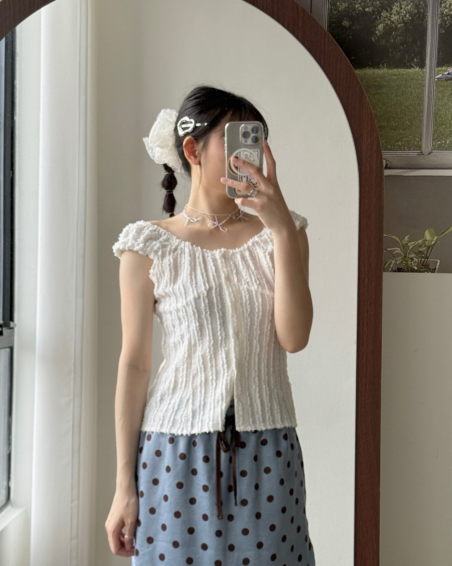 TP580 Milky Blouse - Ivory | Black