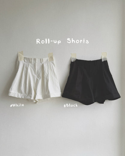 SP021 Roll-up Shorts - White | Black