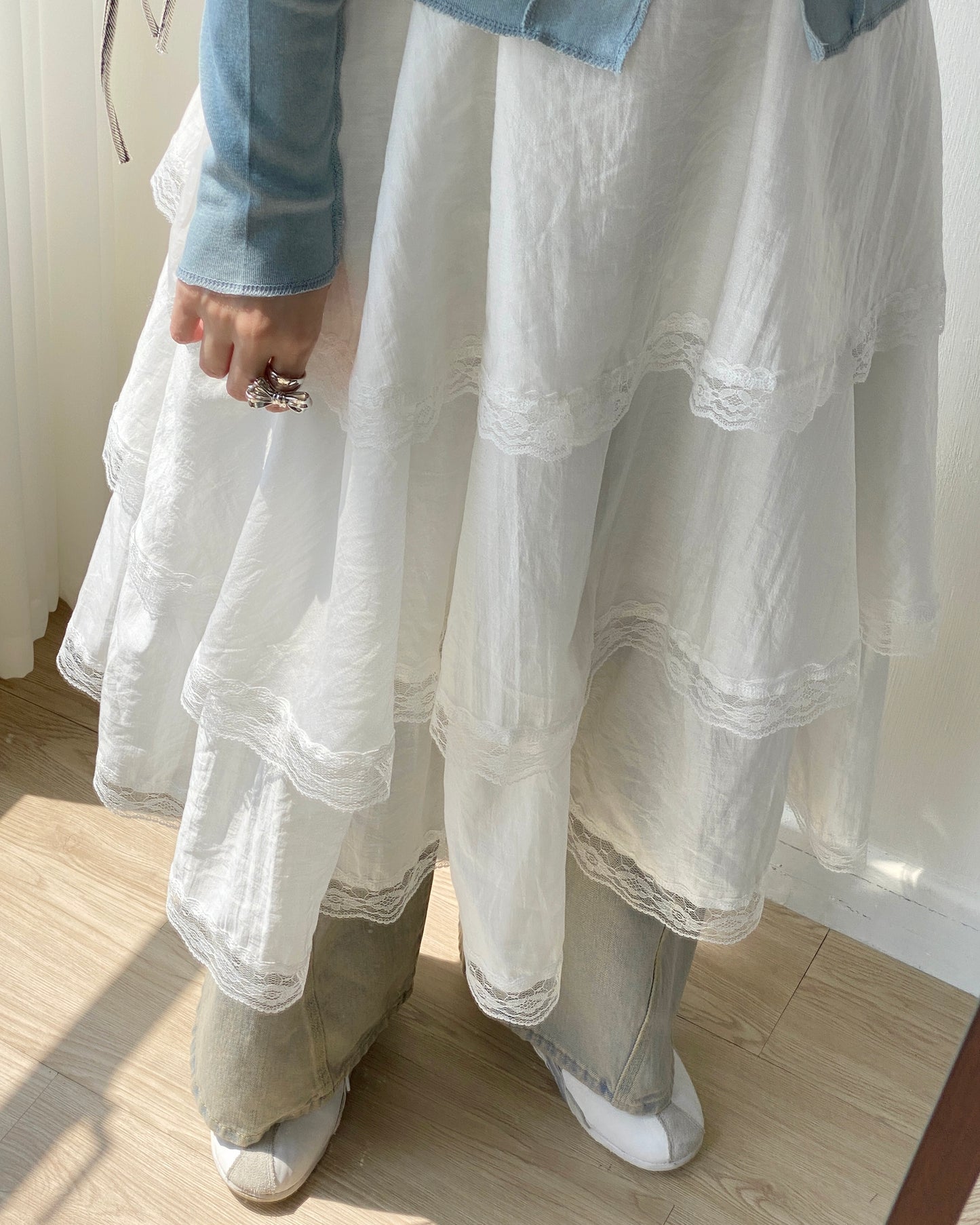DS267 CAKE OPS - White