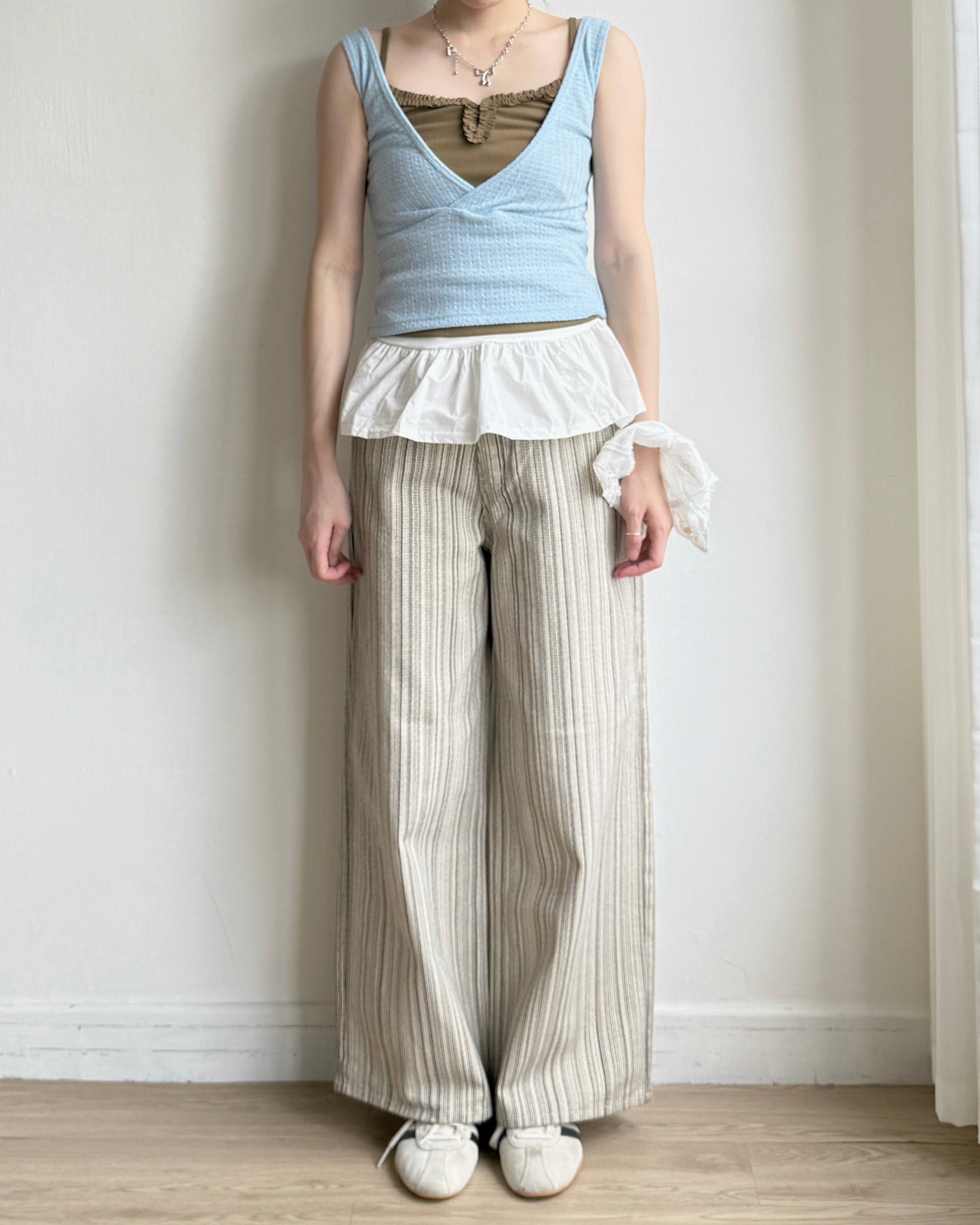 VT304 V-Neck Wrap Vest - Skyblue | Ivory | Black