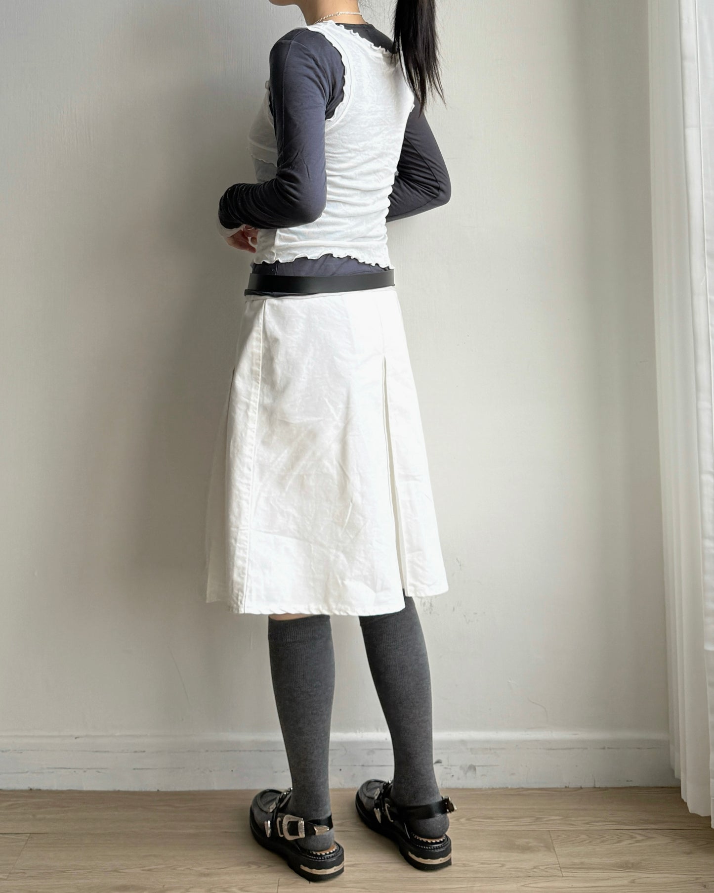 SK214 Pleated skirt - White | Navy | Beige