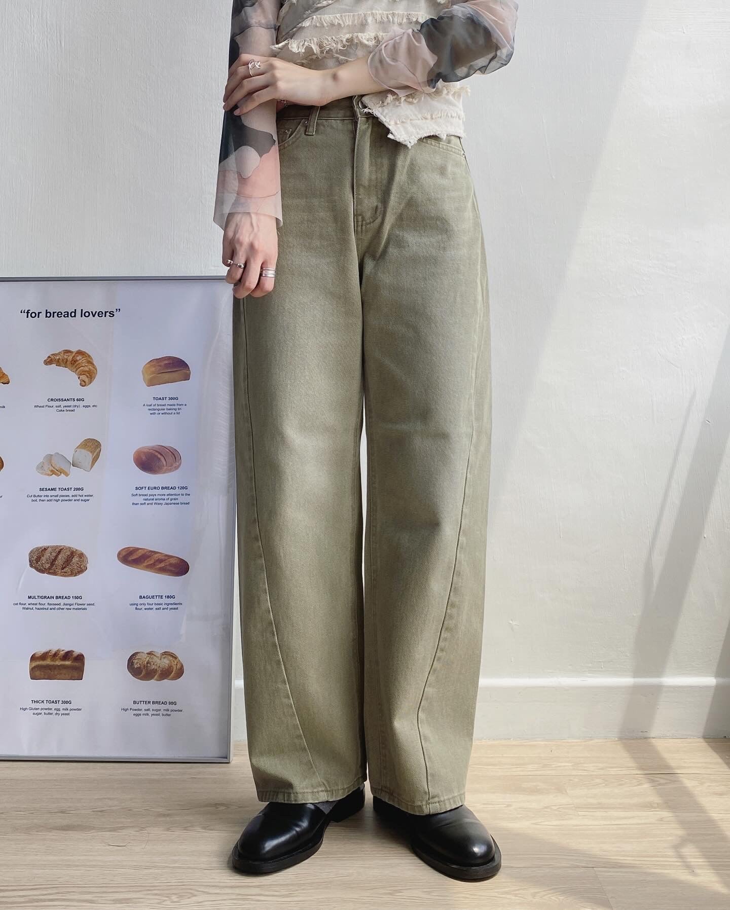 現貨 JN050 Straight Jeans - Olive