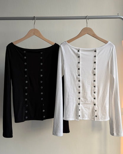 TP571 Button Top - Black | White