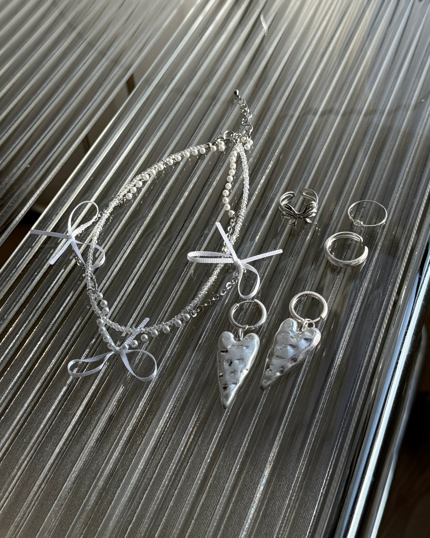 KA379 SumSum Earring