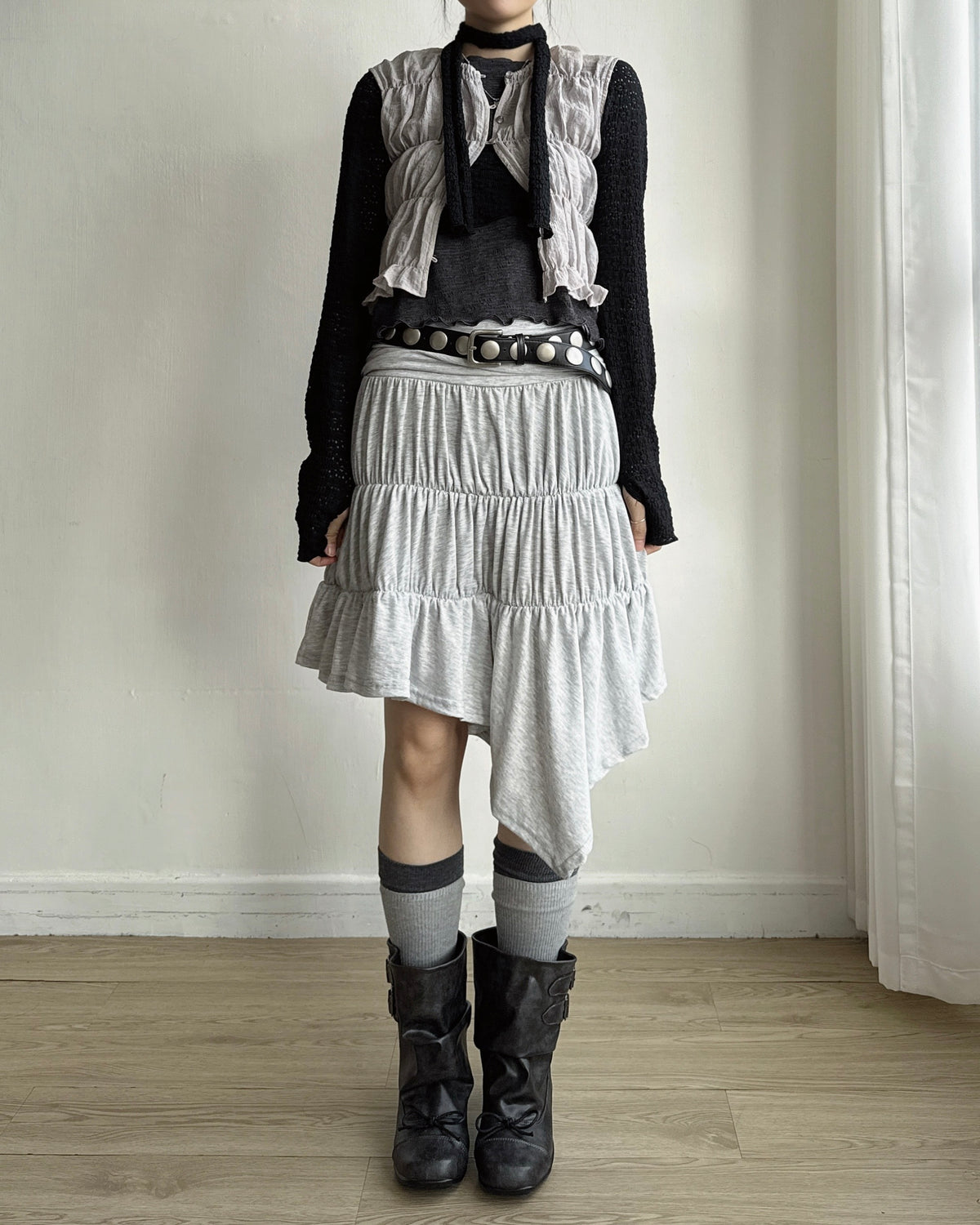 VT330 Shirred Button Top - Gray | Black