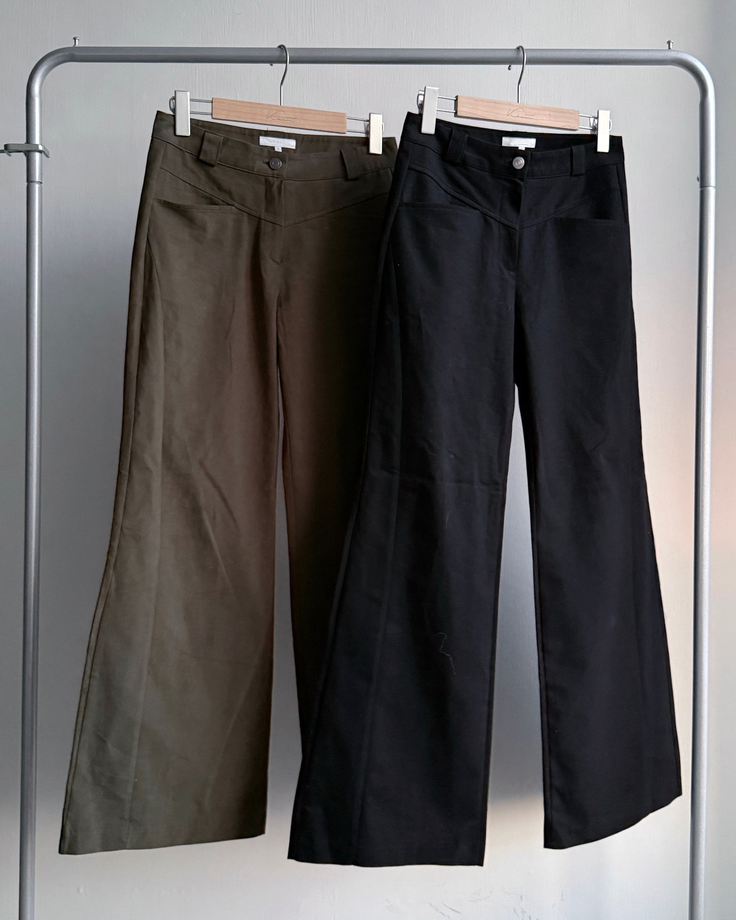 PT078 Flared Pants - Khaki | Black