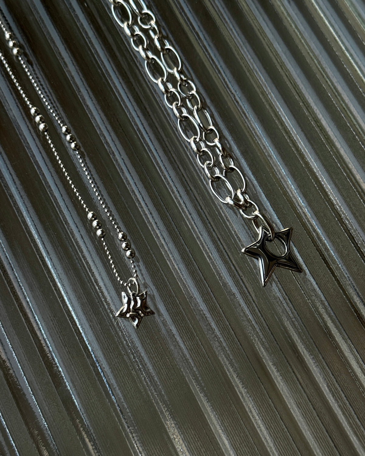 KA428 Texture Star Necklace