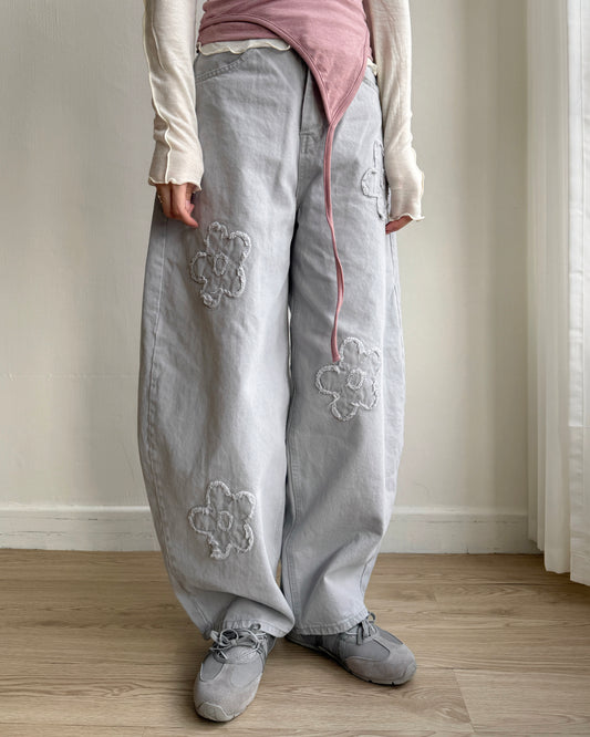 🩵牛仔褲限定優惠 JN061 Floral Jeans - Gray