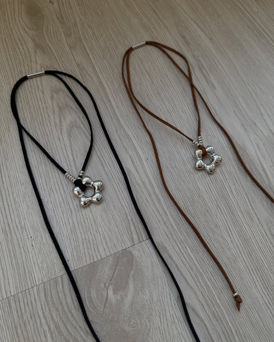 KA351 FAFA Necklace - Black | Brown