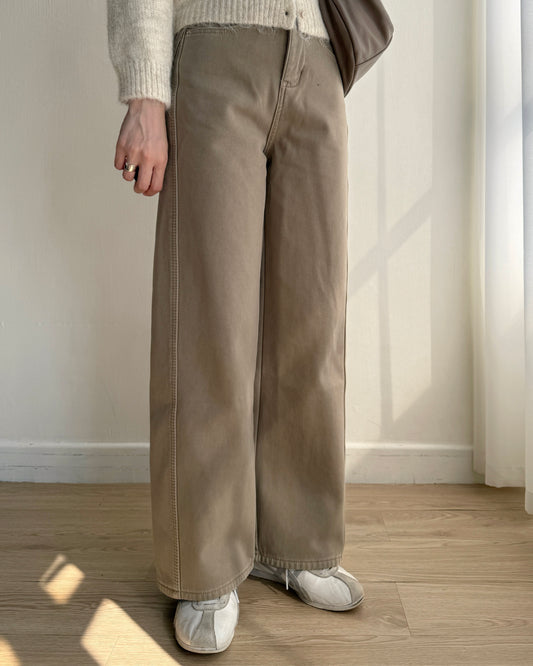 JN062 內有毛毛直筒牛仔褲 - Beige | Blue