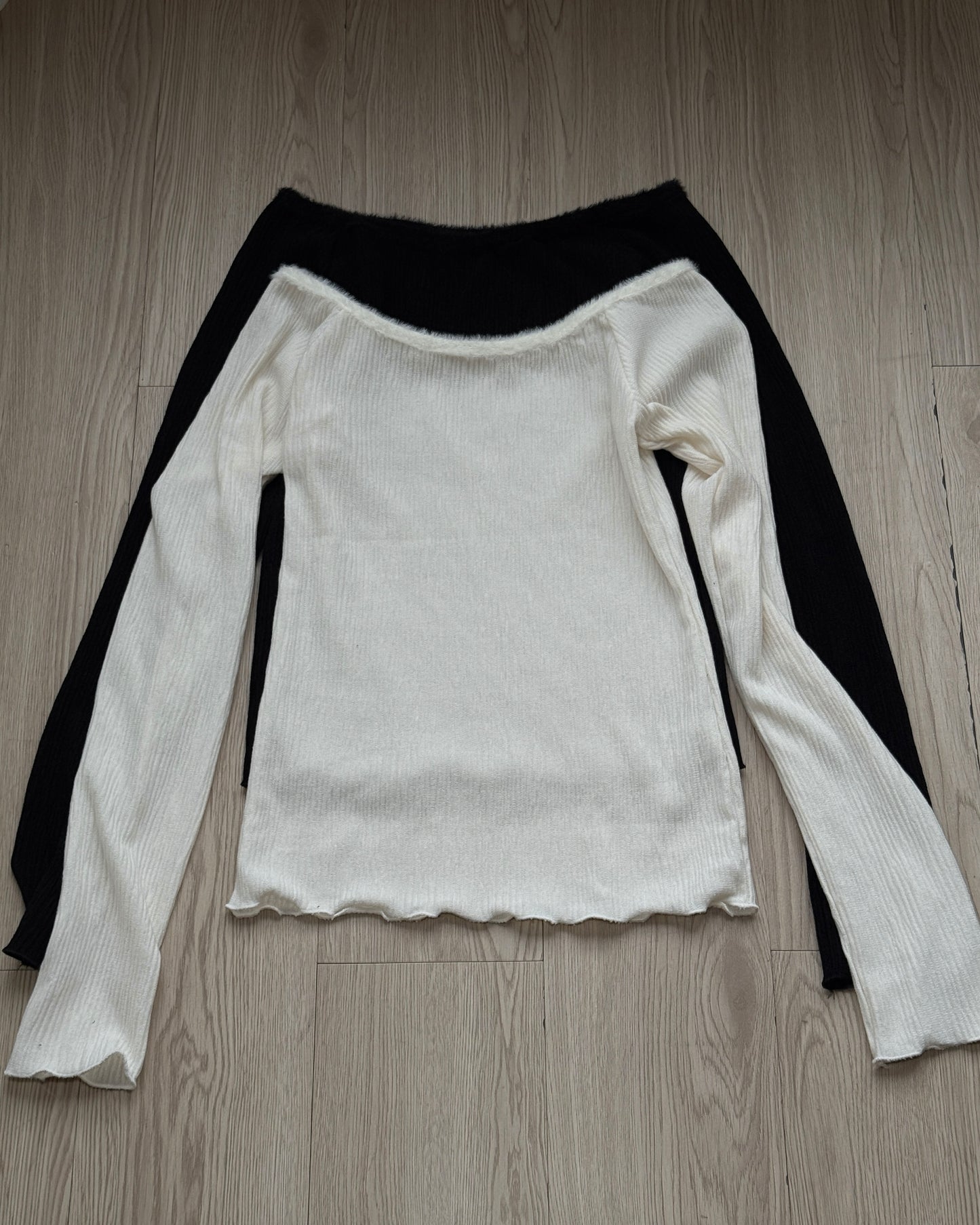 TP563 Trimmed Top - White | Black