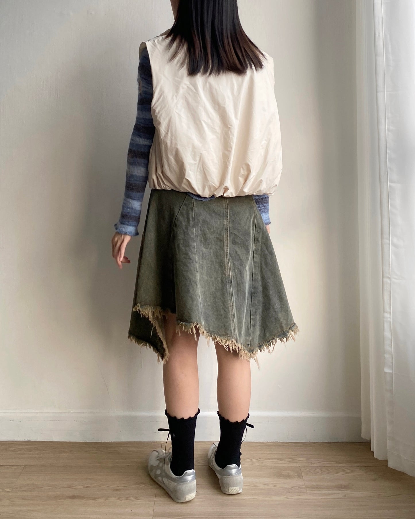 SK181 Irregular Ruffle Skirt - Gray | Black
