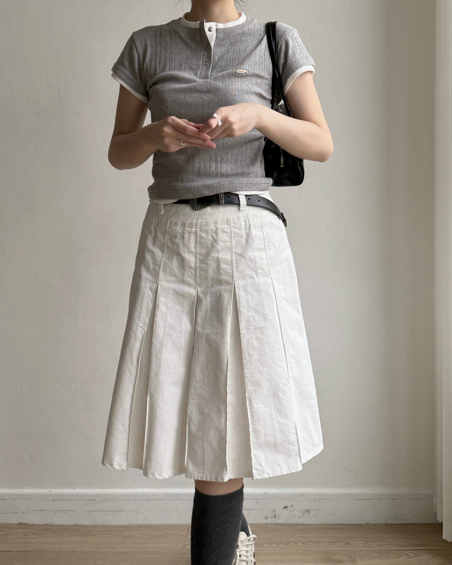 TP590 Layer QQ Top - Gray | White