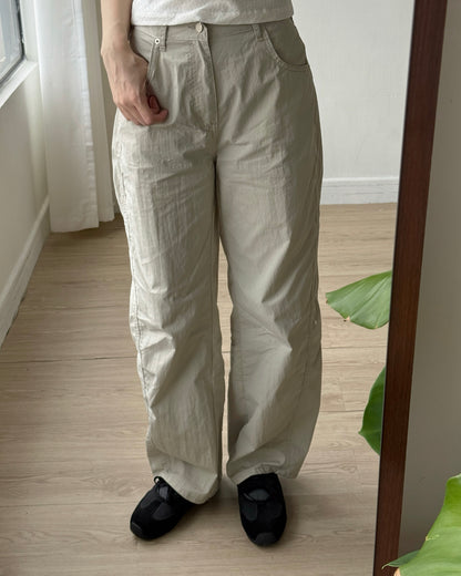 PT085 Cut-out Curved Pants - Beige | Ivory | Charcoal