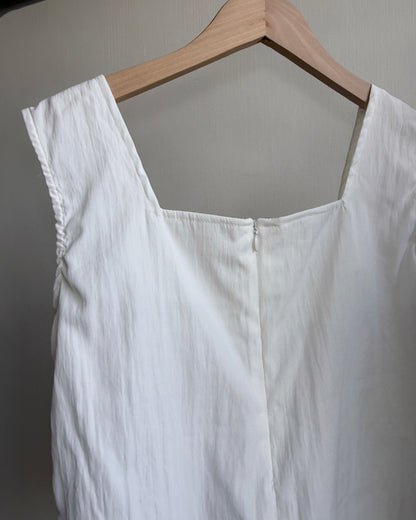 VT258 Square Vest - White | Black