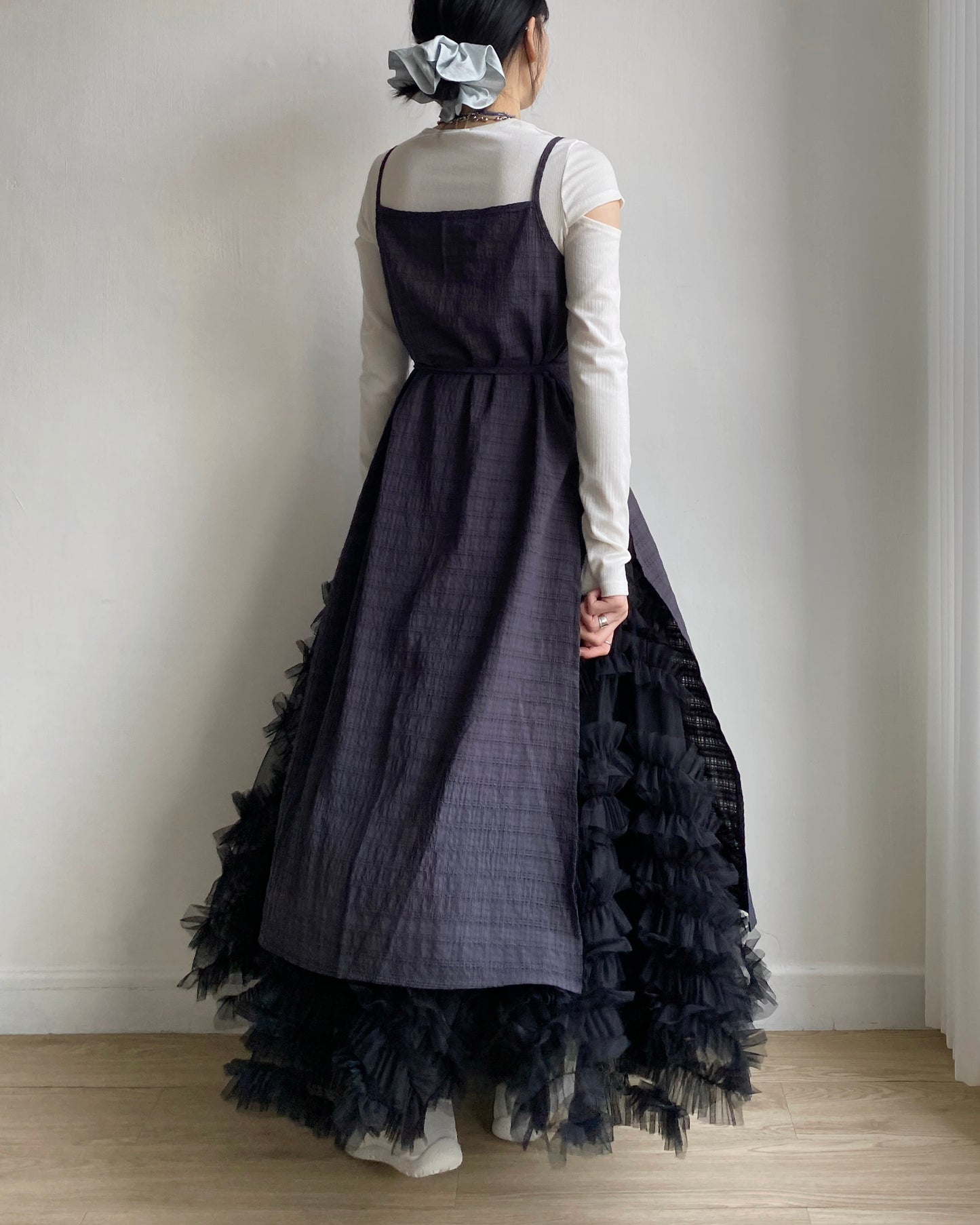 SK182 Bun Frill Skirt - White | Gray | Black