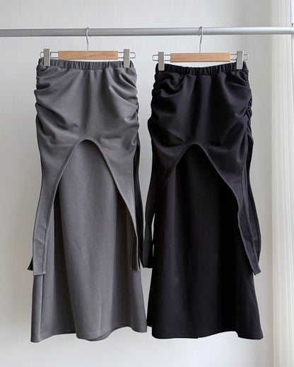 SK203 PePe Skirt - Charcoal | Black