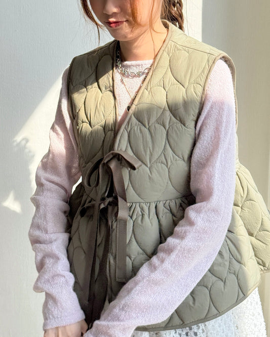 🐏早鳥限定優惠 VT267 Heart Quilted Vest - Khaki | Black