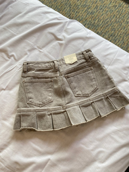 SK186 Pleated Mini Skirt - Beige