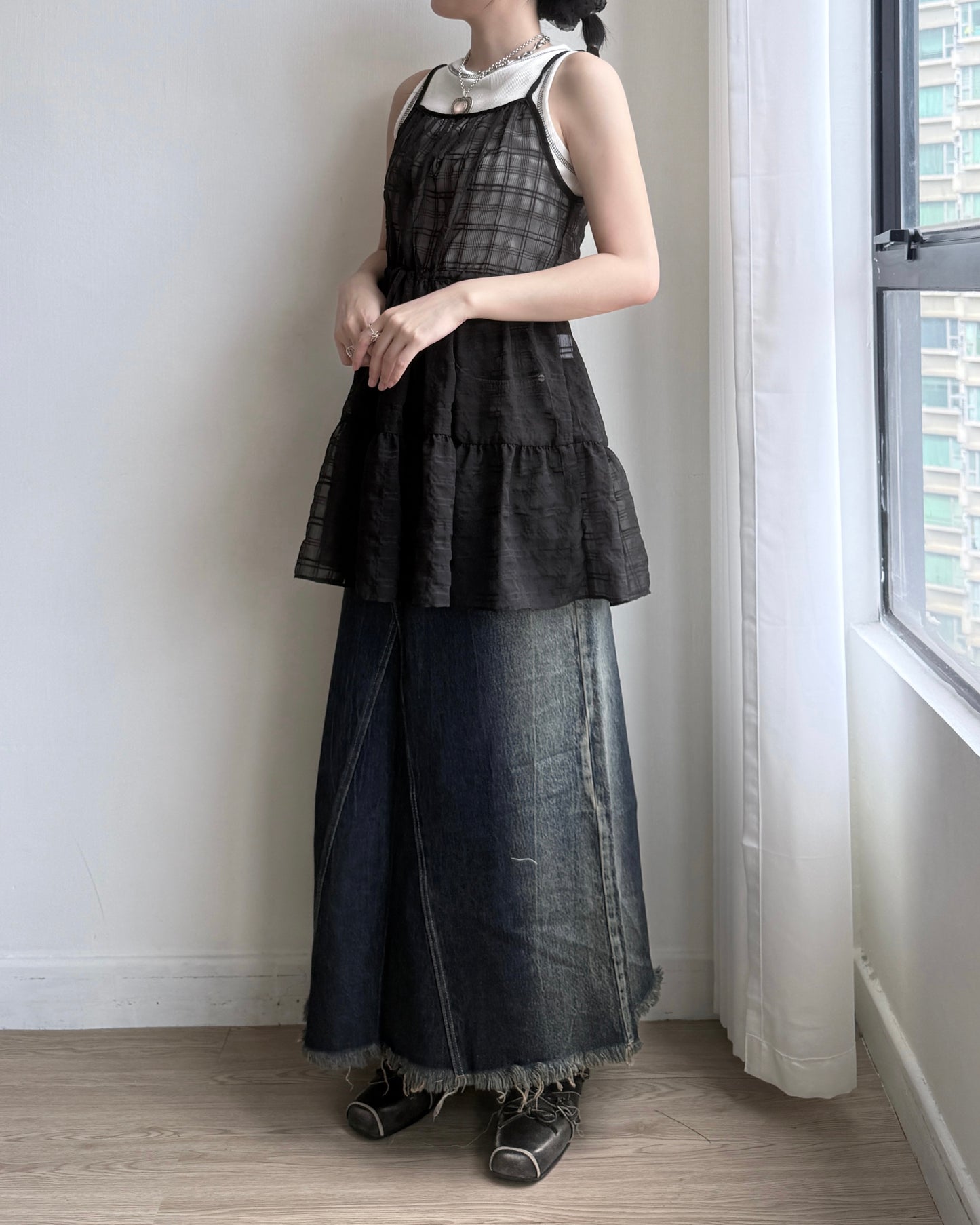 VT255 Check Sheer Vest - White | Black | Blue