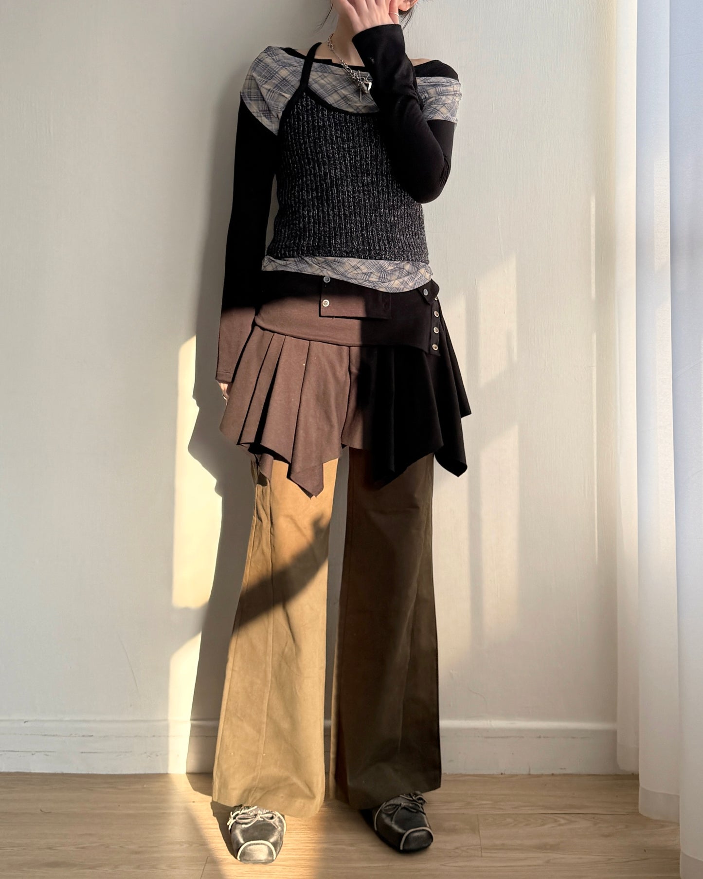 PT078 Flared Pants - Khaki | Black