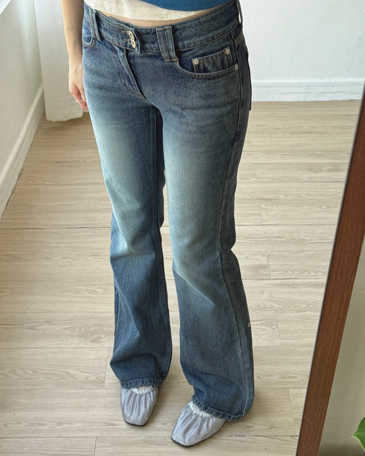 JN067 Low Waist Bootcut Denim