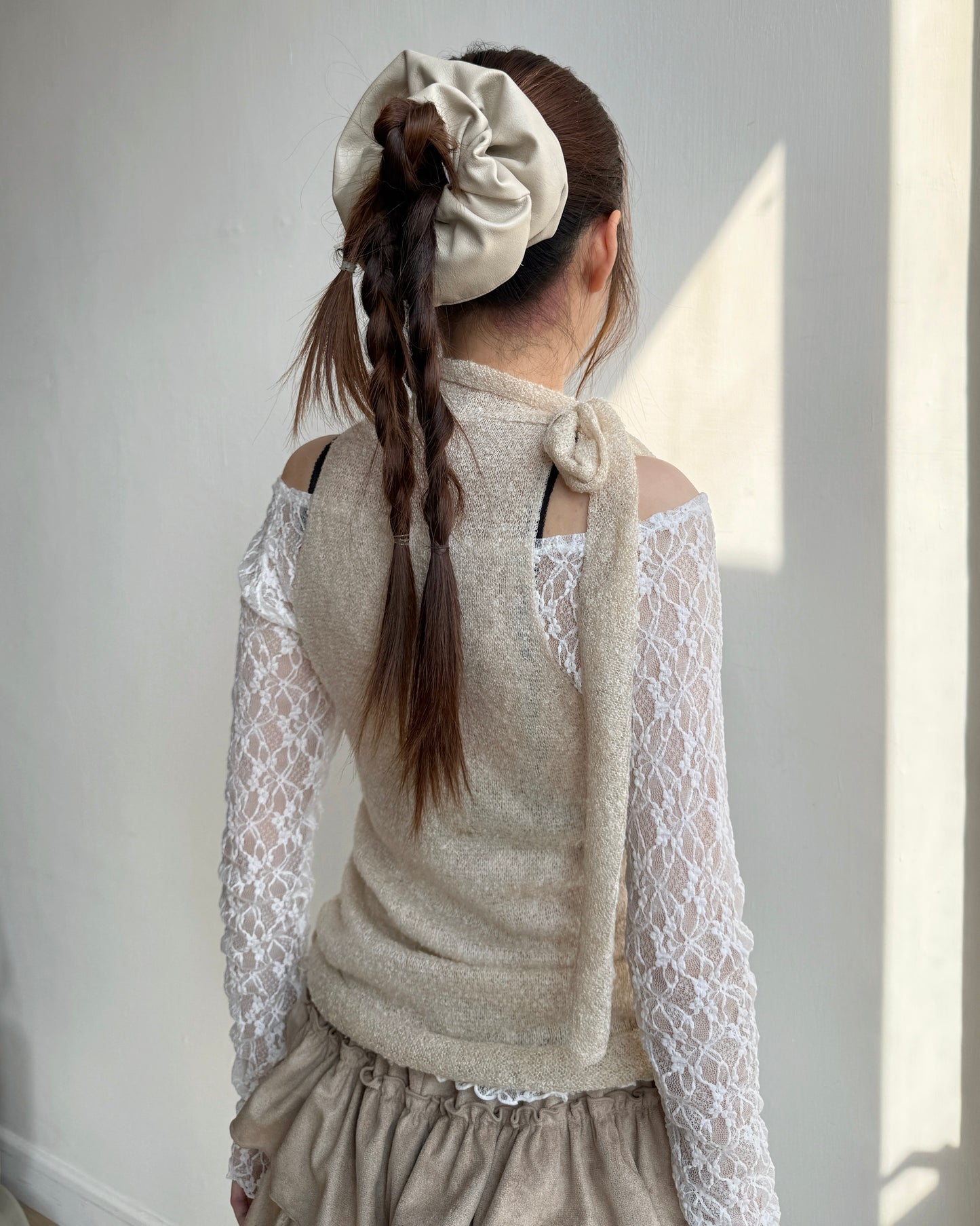 VT266 Ribbon Vest - Ivory | Black