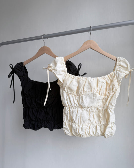 現貨 TP524 Fuzzy Crop Blouse - Beige | Black