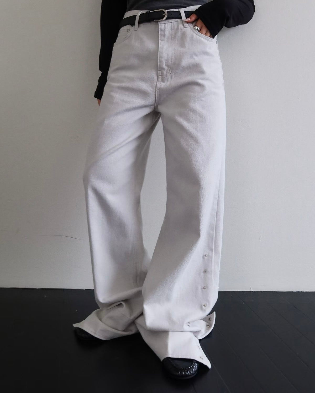 JN068 Flip Wide Jeans - Gray | Black