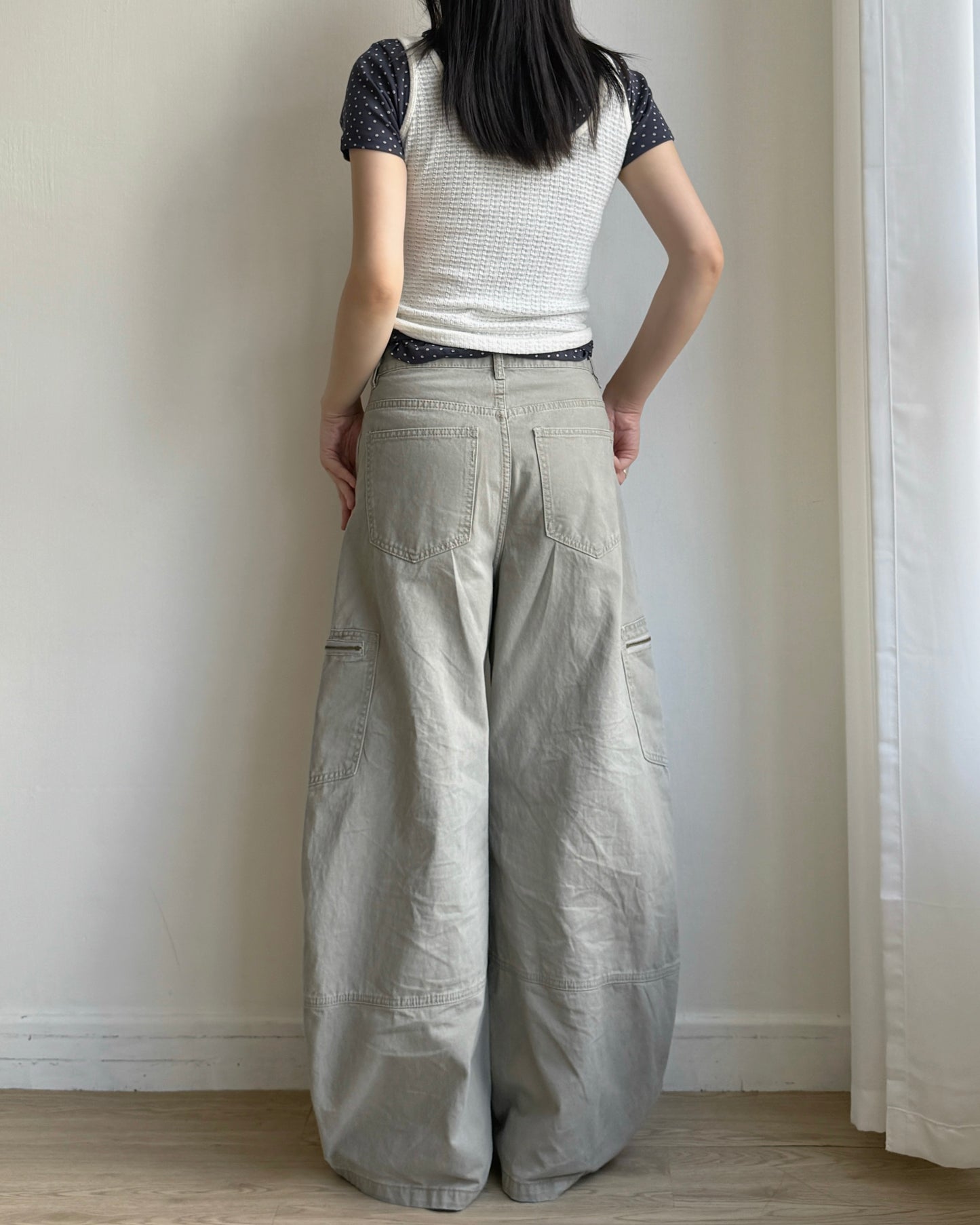 PT084 Unisex Banana Cargo Pants - Beige | Charcoal