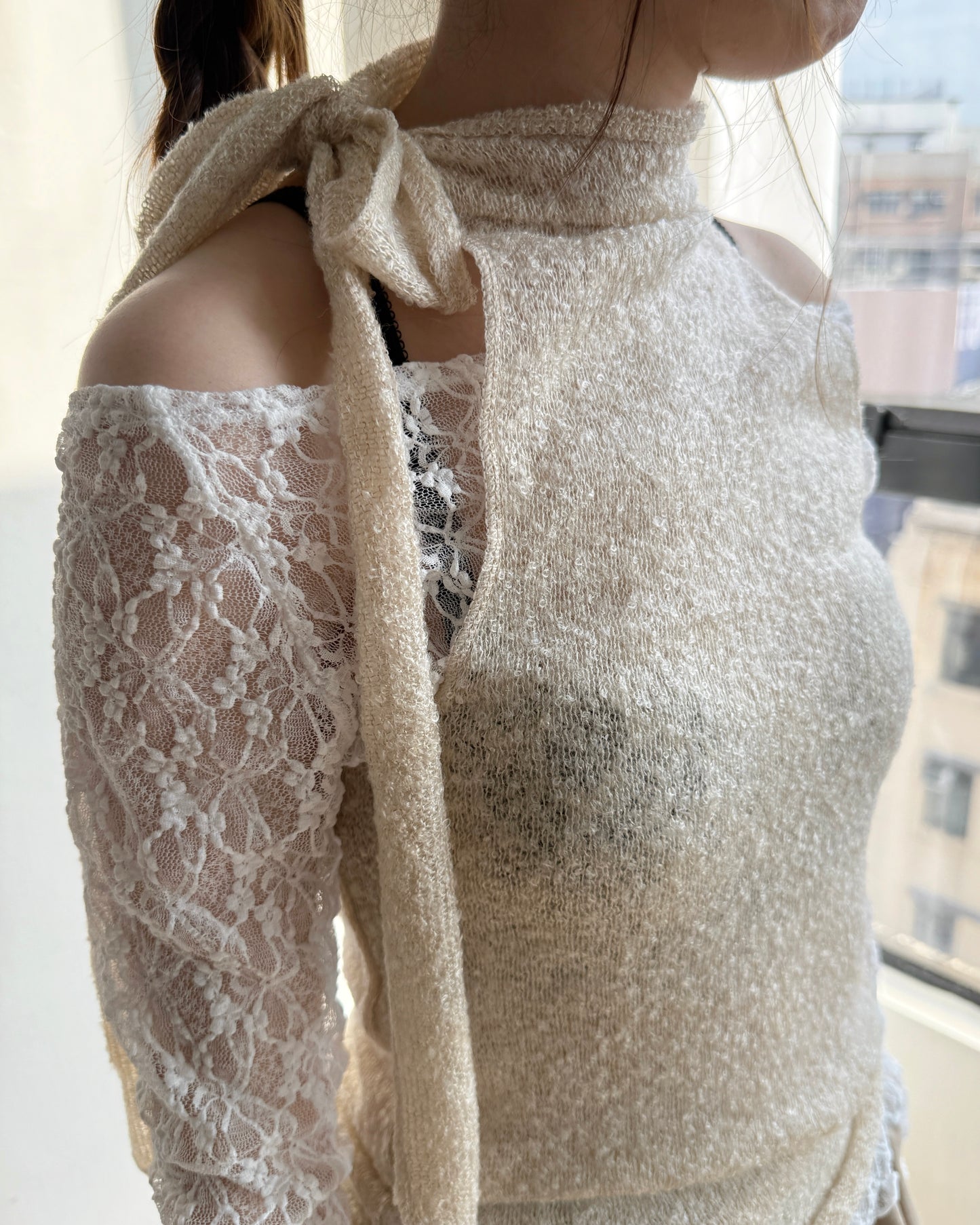 VT266 Ribbon Vest - Ivory | Black