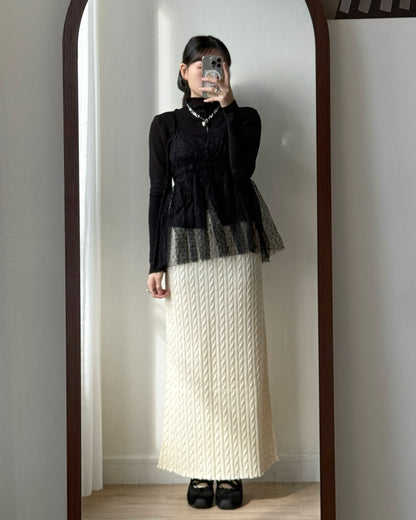 SK206 Cable Skirt - Ivory | Black