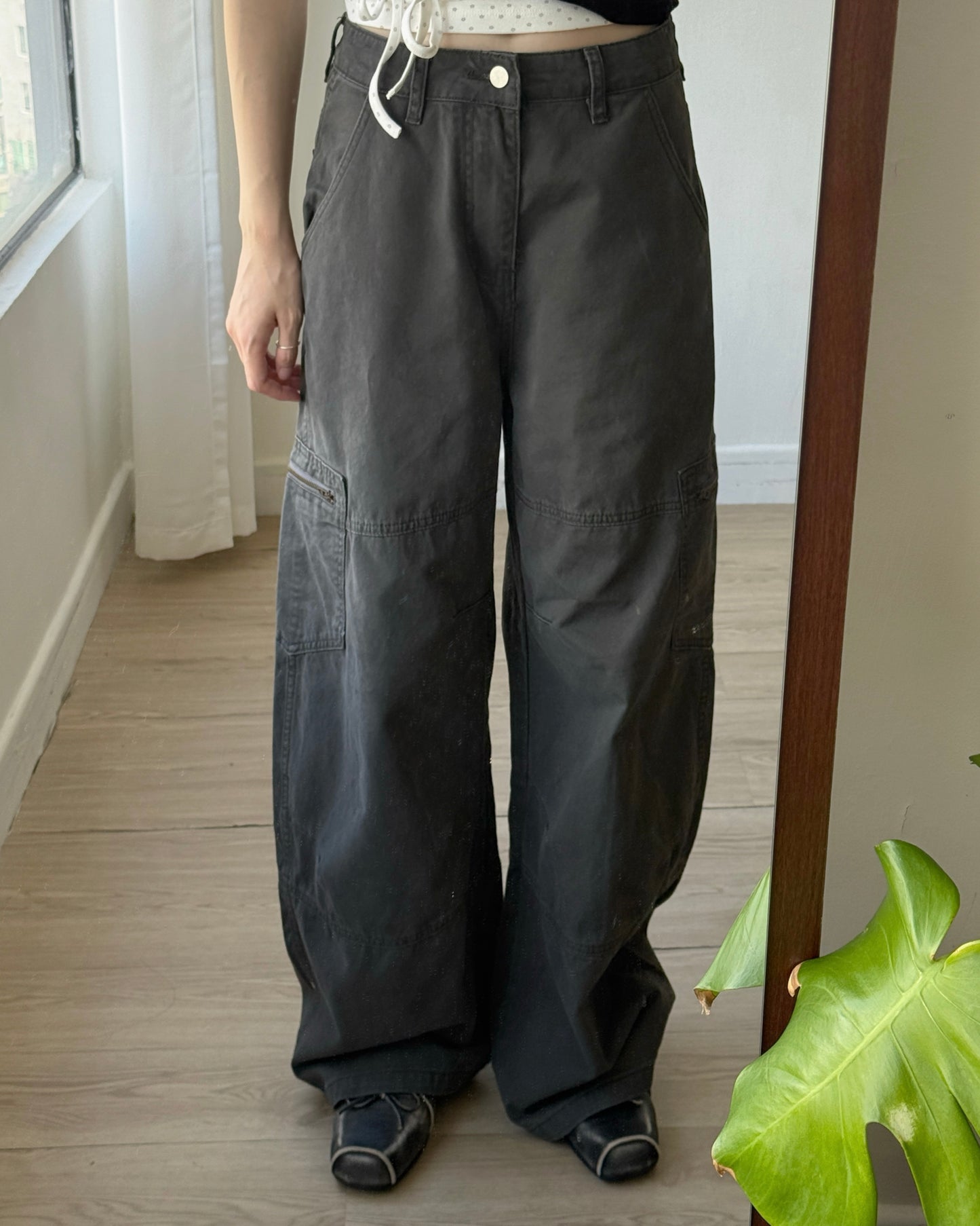 PT084 Unisex Banana Cargo Pants - Beige | Charcoal