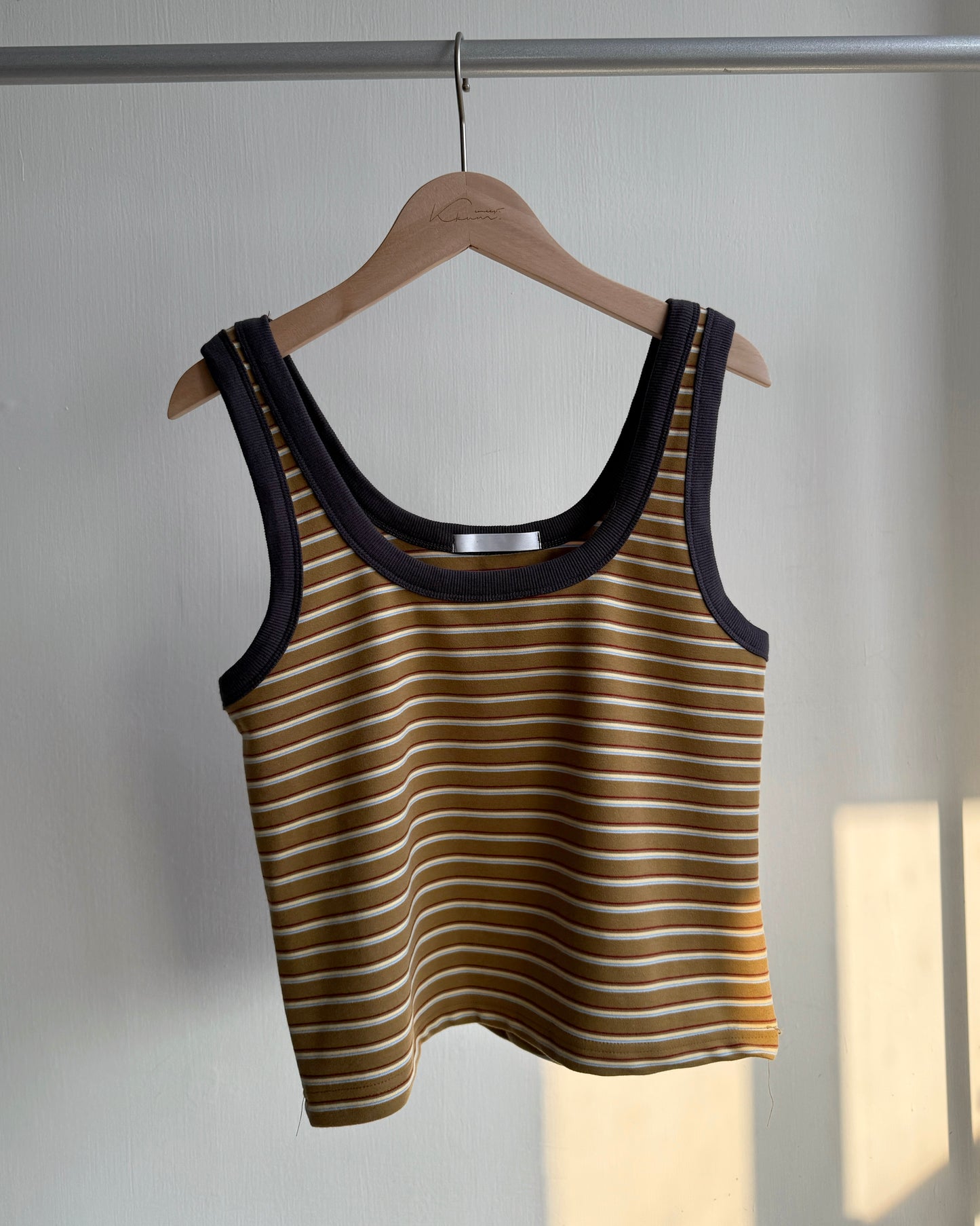 VT271 Caramel Vest - Brown | Blue | Beige