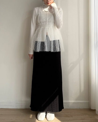 VT270 Lace Vest - Black