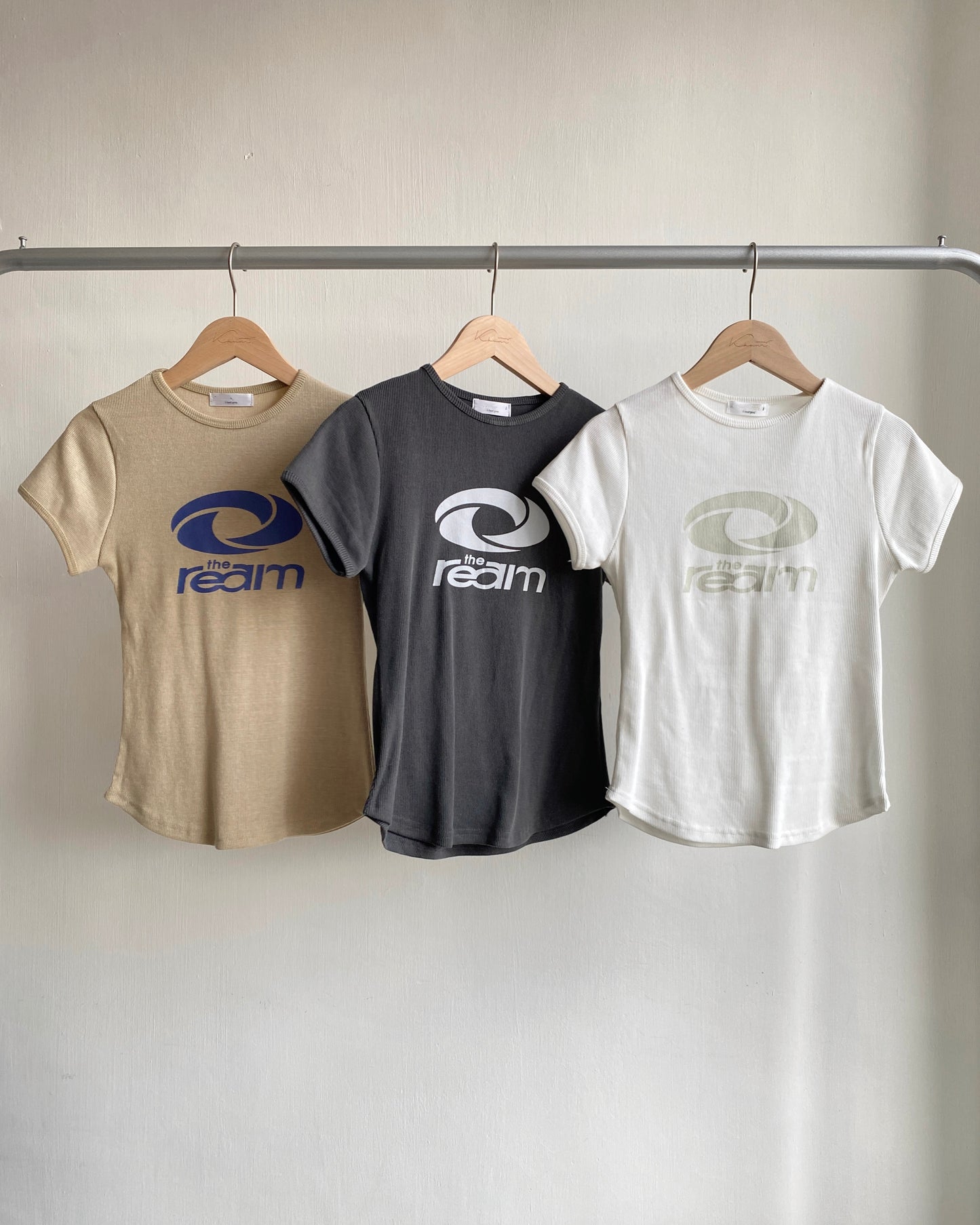 現貨 TP512 Print TEE - White | Khaki | Charcoal