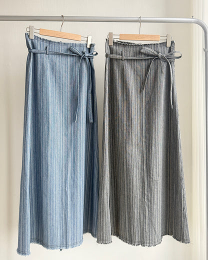 現貨 SK193 Long Denim Skirt - Blue | Black