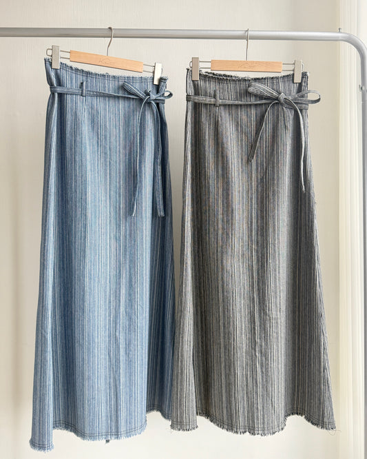 現貨 SK193 Long Denim Skirt - Blue | Black