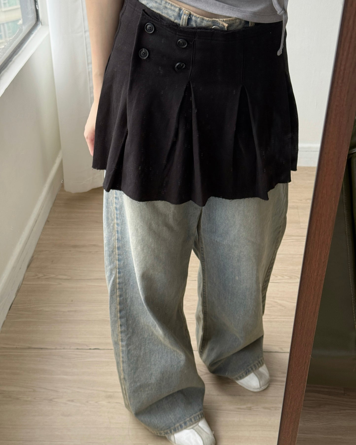 SK220 Pleated Skirt - Gray | Black