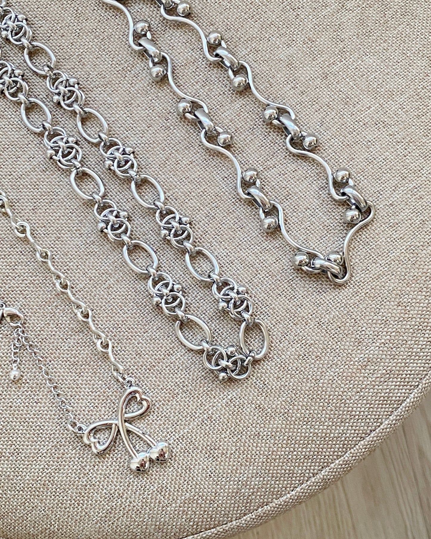 KA346 Wave Necklace