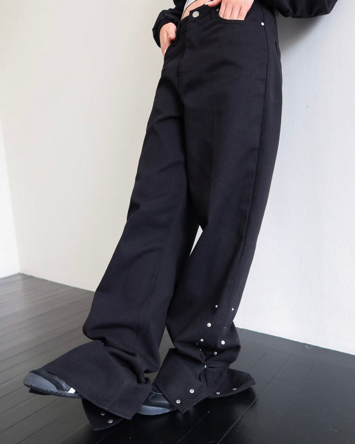 JN068 Flip Wide Jeans - Gray | Black