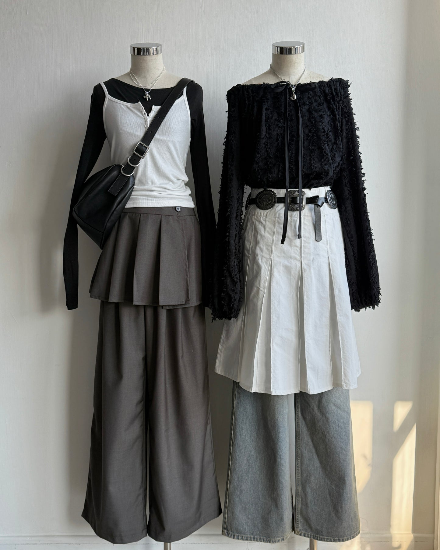 SK214 Pleated skirt - White | Navy | Beige